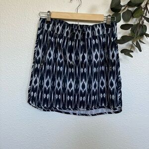 Athleta- Blue/White Reflections Skort Size XS